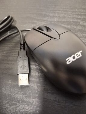 NWOT Acer Black Wired USB Mouse with Scroll Wheel